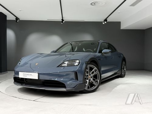 Porsche Taycan 2025