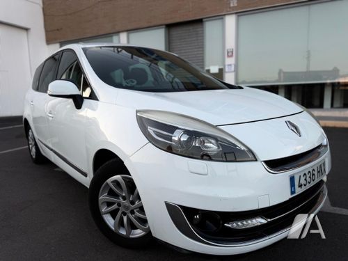 Renault Scénic 1.5 dCi Dynamique EDC 2012