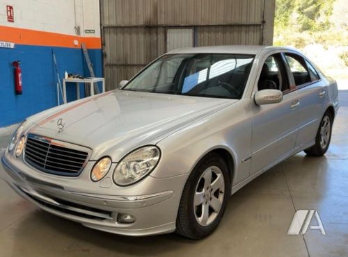 Mercedes-Benz Clase E E 280 CDI 4M Avantgarde 4p (W211) 2006, foto 1