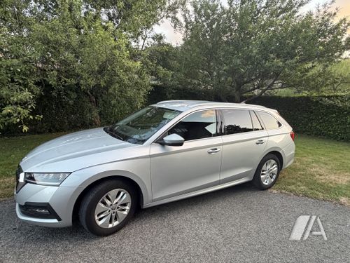 Škoda Octavia A8 2.0 TDI DSG AMBITION 2023