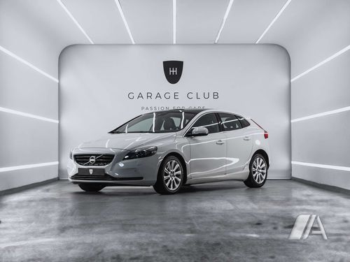 Volvo S40 2013, foto 1