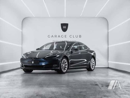 Tesla Model S 2018, foto 1