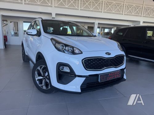 Kia Sportage 1.6 MHEV Business 4x4 2021, foto 1
