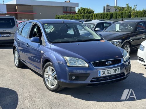 Ford Focus 1.6 TDCi Ghia 5p 2005, foto 1
