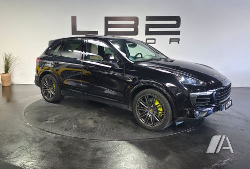 Porsche Cayenne S (2014) 2015, foto 1