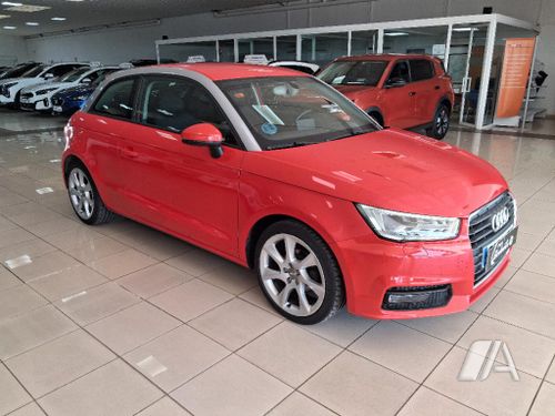 Audi A1 1.4 TDI ultra Design 2015, foto 1