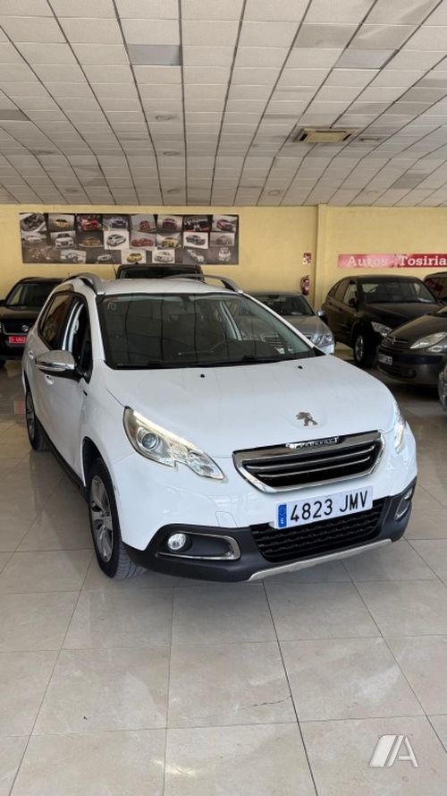 Peugeot 2008 1.2 Pure Tech S&S Style (2016) 2016
