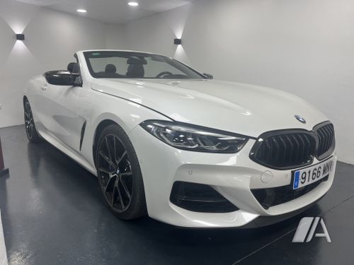 BMW Serie 8 M850i 4.4 Cabrio xDrive Aut. 2019