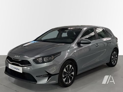 Kia cee'd f/l 5p 1.0 T-GDi Drive 2025