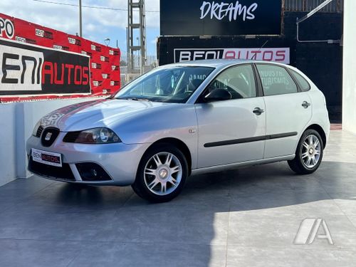 SEAT Ibiza 1.4 16v Reference 2006, foto 1