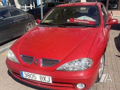 Renault Mégane 1.4 16v Confort Dynamique (2002) 2002, foto 1