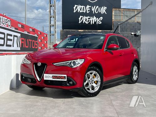 Alfa Romeo Stelvio 2019, foto 1
