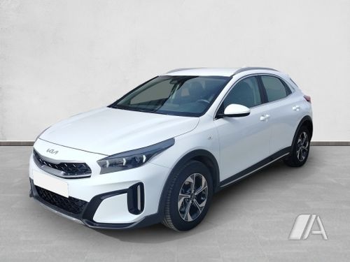 Kia XCeed 2025, foto 1