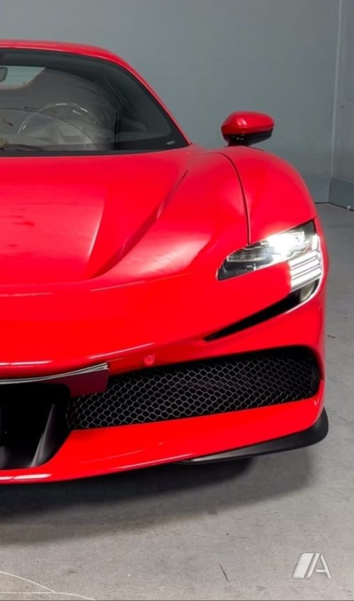 Ferrari SF90 Stradale Spider 2024