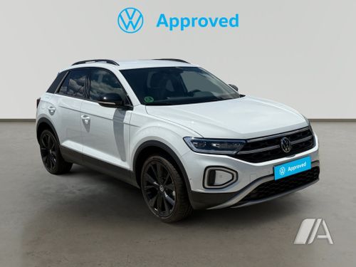 Volkswagen T-Roc Dark Line 1.0 TSI 6 vel. 2025
