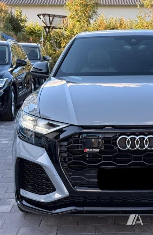 Audi Q8 2024, foto 1