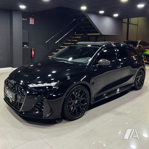 Audi A3 Sportback RS3 TFSI quattro S tron (2021) 2025, foto 1