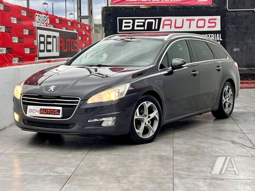 Peugeot 508 SW 2.0 HDI Allure 2011, foto 1