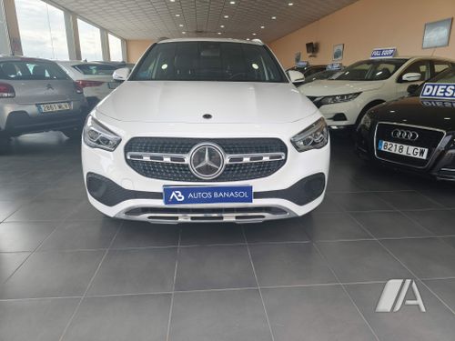 Mercedes-Benz GLA 200 D 2.0 2023, foto 1