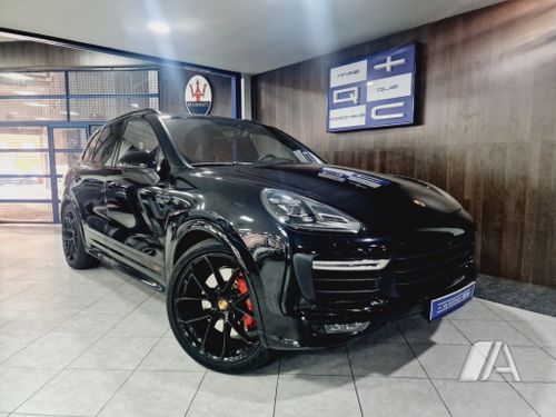 Porsche Cayenne Turbo (2014) 2016