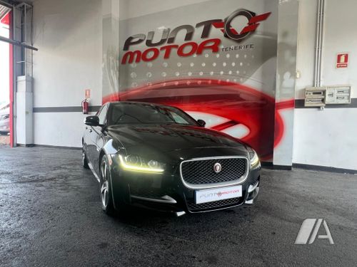 Jaguar XE 2.0 Diesel R-Sport 2017, foto 1