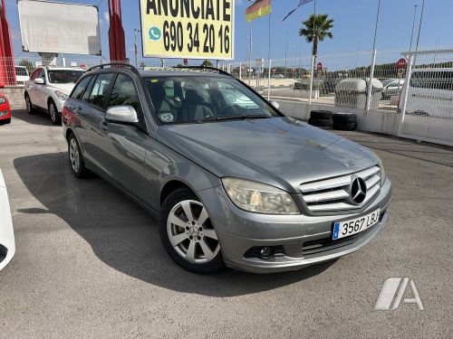 Mercedes-Benz Clase C C 200 CDI Elegance Aut 4p (W204) 2008