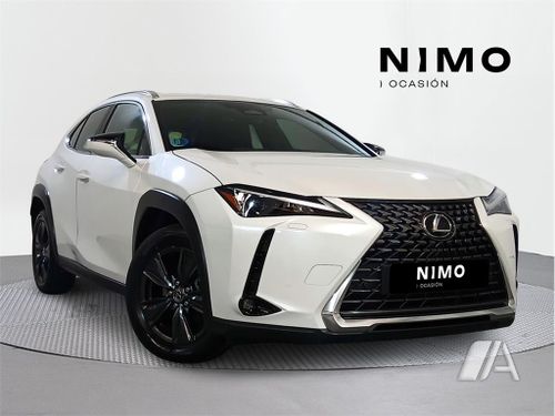 Lexus UX 2024