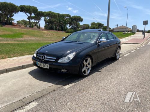 Mercedes-Benz CLS 320 CDI (2005) 2005, foto 1