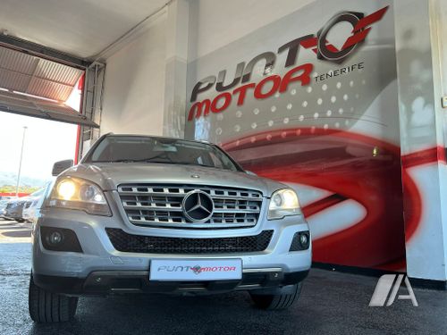 Mercedes-Benz Clase M ML 300 CDI 4M 2011, foto 1