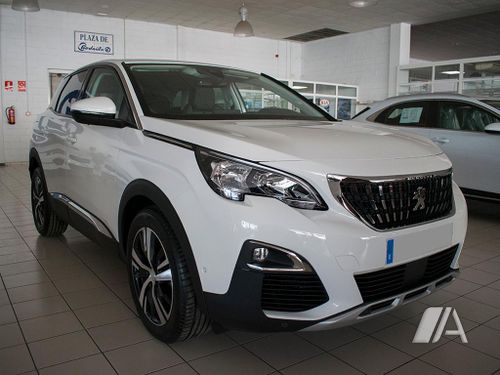 Peugeot 3008 1.2 S&S Pure Tech Allure 2019