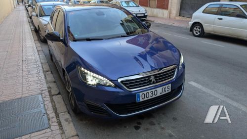 Peugeot 308 SW 2.0 BlueHDI GT EAT6 2017, foto 1