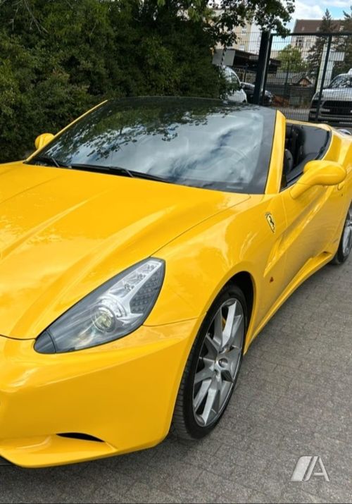 Ferrari California California 2011, foto 1