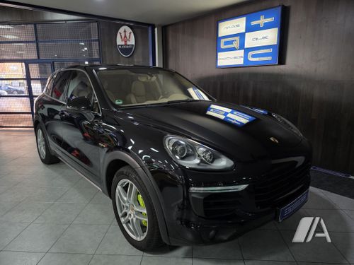 Porsche Cayenne S E-Hybrid (92AAE1) 2015