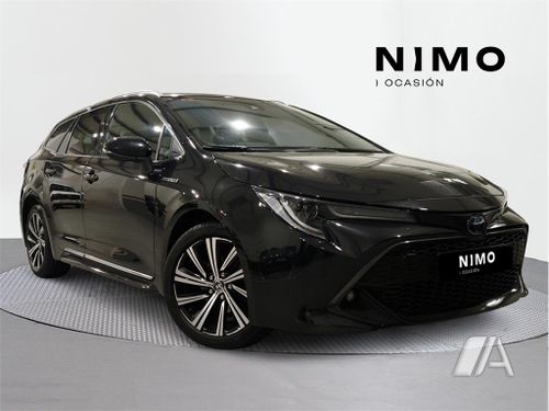 Toyota Auris 2021, foto 1