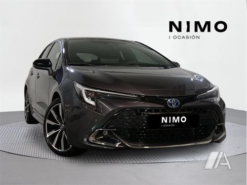 Toyota Auris 2026, foto 1