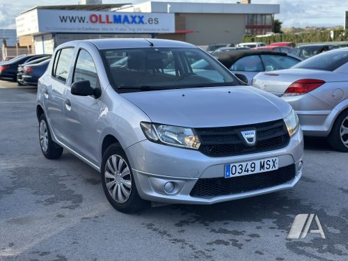 Dacia Sandero 2015
