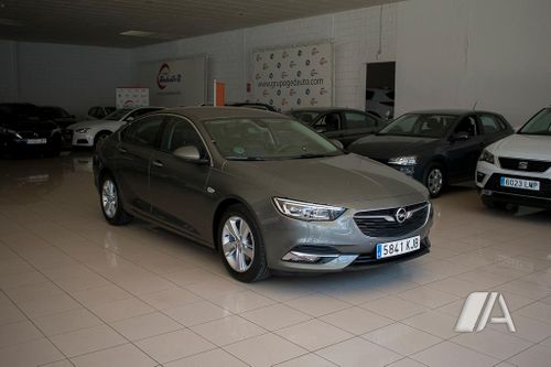 Opel Insignia Grand Sport 1.6 CDTI S&S Turbo D Excellence 2018, foto 1