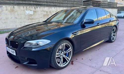BMW Serie 5 2012, foto 1