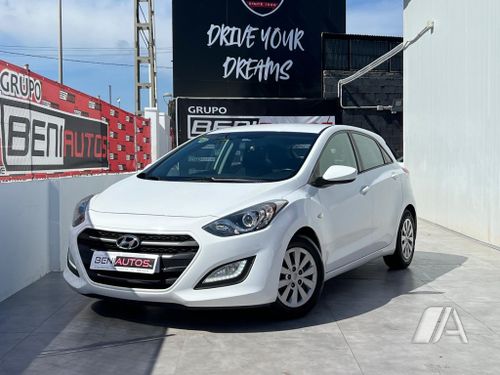 Hyundai i30 1.4 CRDi Essence 2015, foto 1
