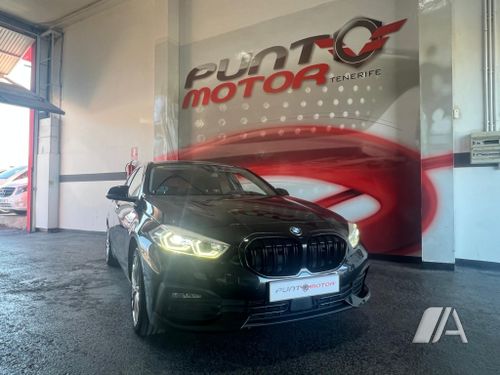 BMW Serie 1 118i 1.5 5Ptas 2020, foto 1