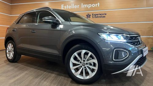 Volkswagen T-Roc Life 1.0 TSI 2023, foto 1
