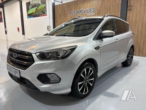 Ford Kuga 2.0 TDCi ST Line 4x2 2019, foto 1