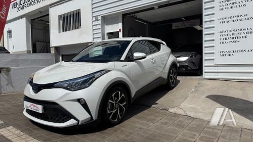Toyota C-HR 125H Advance 2020, foto 1