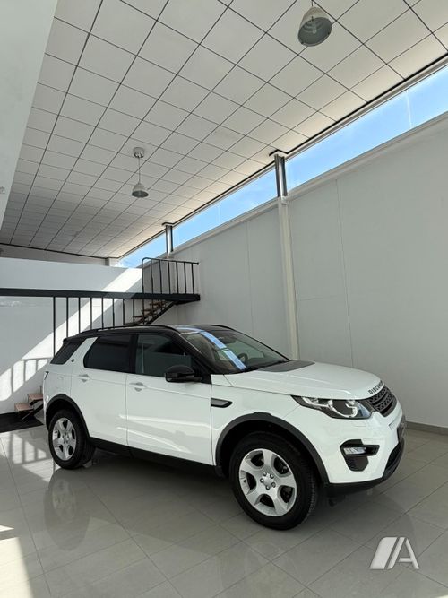 Land Rover Discovery Sport 2.0 eD4 Pure 4x2 2016, foto 1