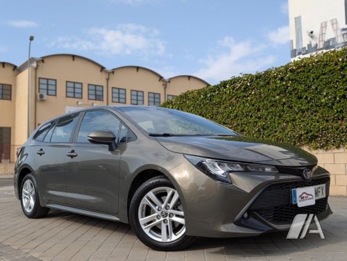 Toyota Auris 2023, foto 1