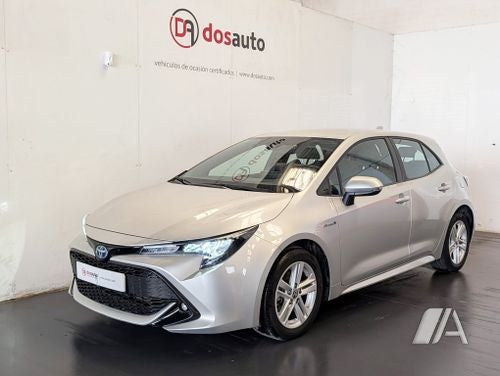 Toyota Auris 2020, foto 1