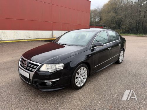 Volkswagen Passat 2.0 TDI CR R Line 2010, foto 1