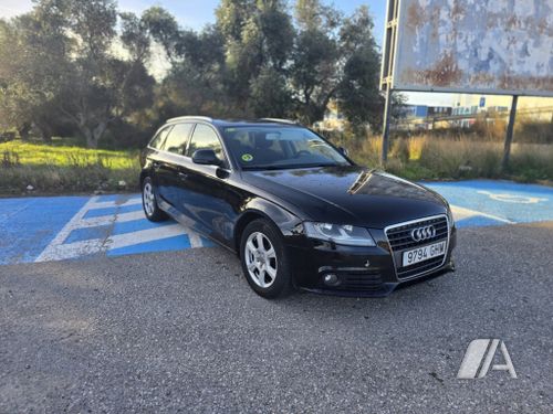 Audi A4 AVANT 2.0 TDI DPF (2008) 2008, foto 1
