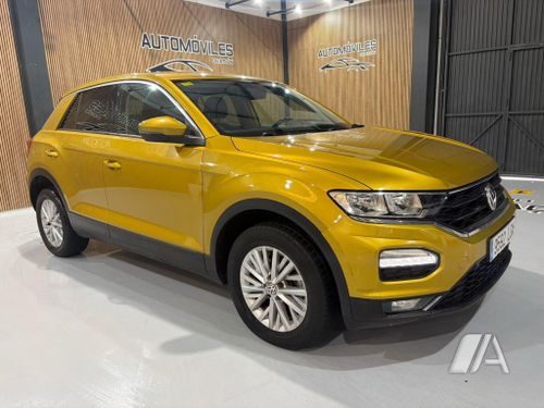 Volkswagen T-Roc 2020, foto 1
