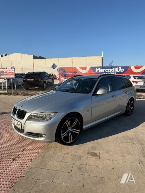 BMW Serie 3 320 d Touring Touring Luxury / Modern / Sport 2012